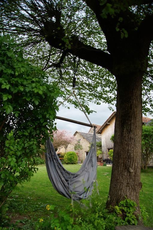 La Maison De Louna Panzió Salles-Courbatiès Kültér fotó